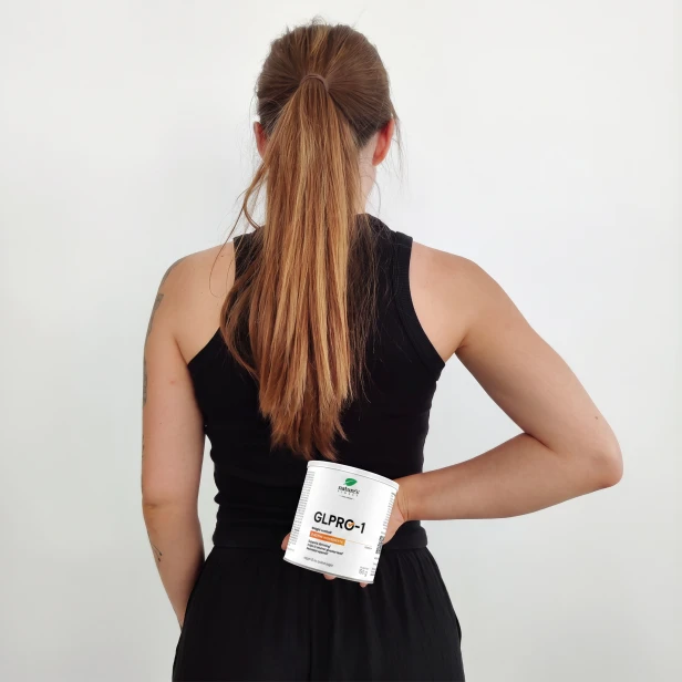 nutrisslim_freepick_replace-product-with-img1_2026-07-29 (1).png